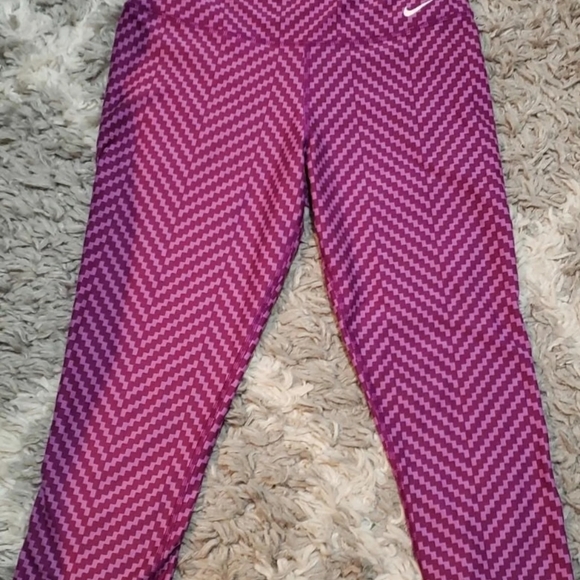Nike workout/yoga pantsLeggingsSize SmallPurple - Picture 2 of 6